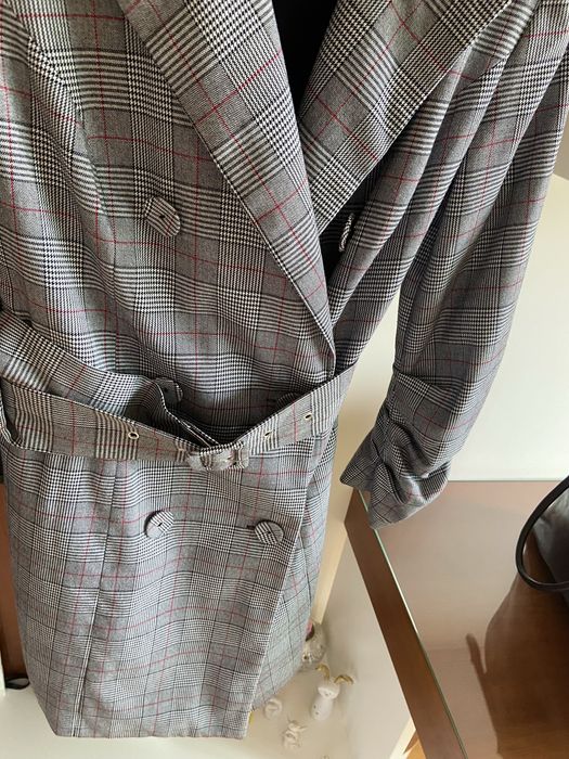 Vestido com padrao, manga comprida