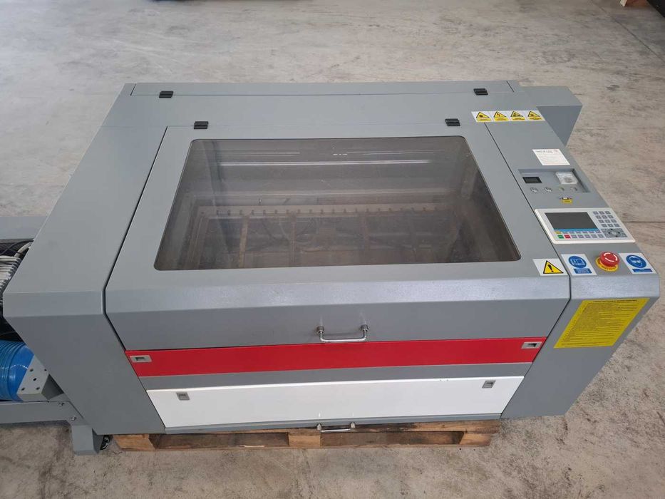 Ploter laserowy CO2 Liaocheng Julong JL-K9060