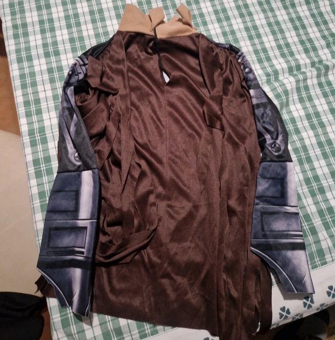 Halloween (vampiros e mumia) e blusa Pirata Jake