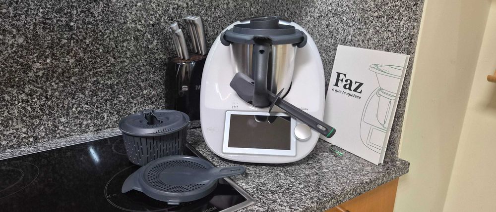 Bimby TM6 (pouco usada)