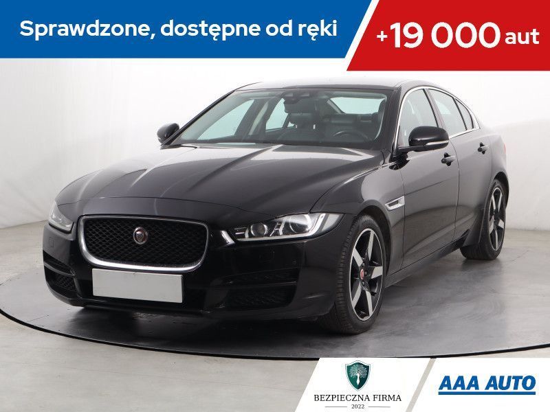 Jaguar XE 20d, Salon Polska, 180 KM, Automat, Skóra, Navi, Xenon, Bi-Xenon,