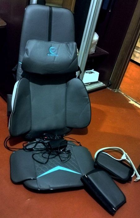 Массажное кресло,накидка