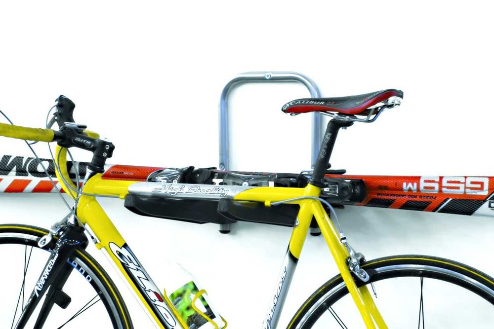 Wieszak rowerowy bagażnik na 3 rowery na ścianę za ramę Peruzzo Marte
