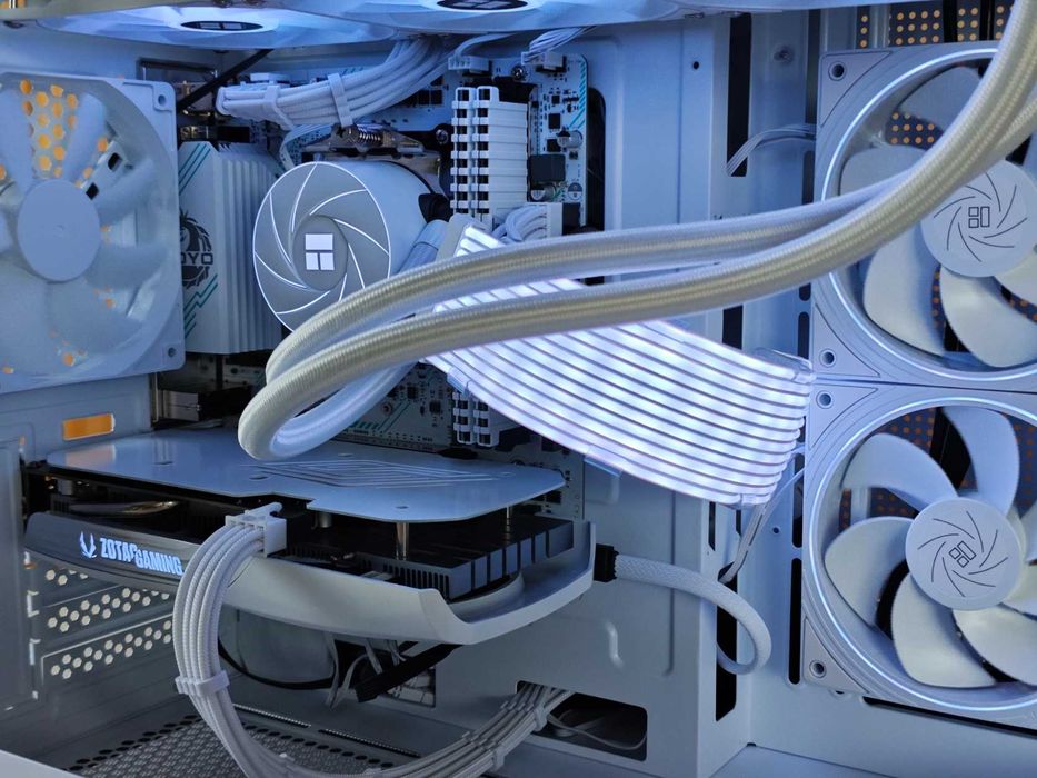 PC Gaming Novo e Pronto a usar - RTX 4060 + Ryzen 7 5800X