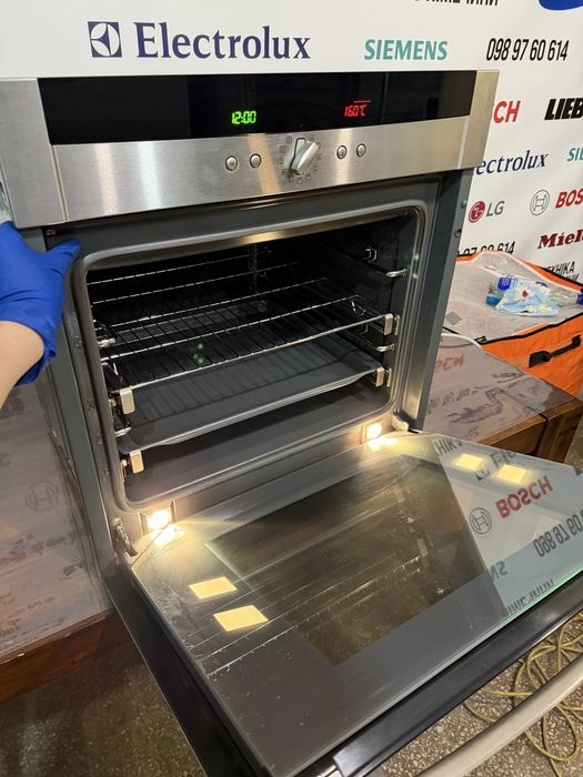 Духовий шкаф вбудований Neff B85E74N0MC з Німеччини