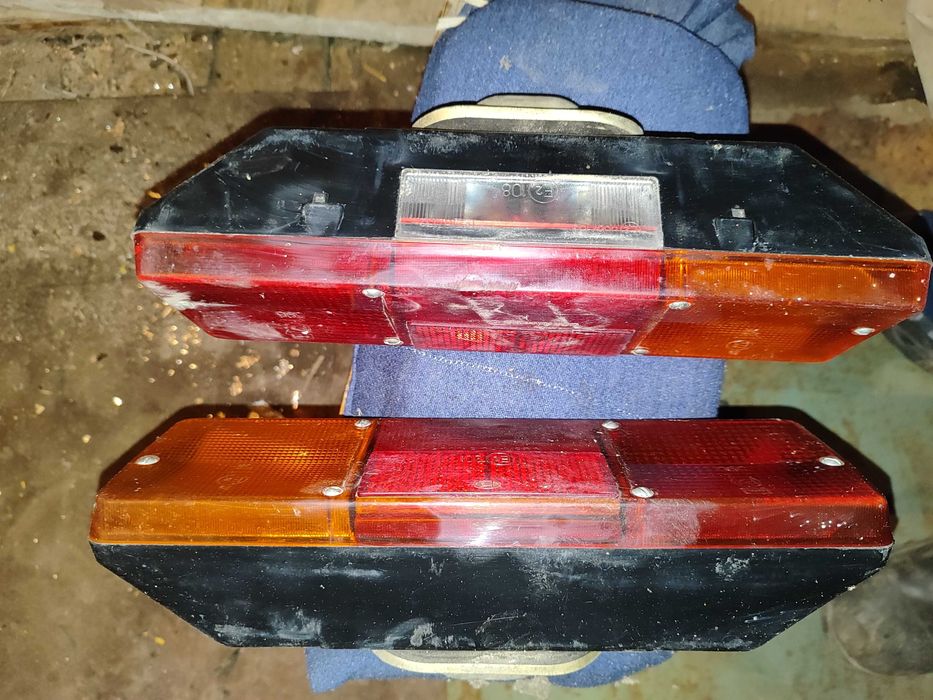 стопи вантажівки