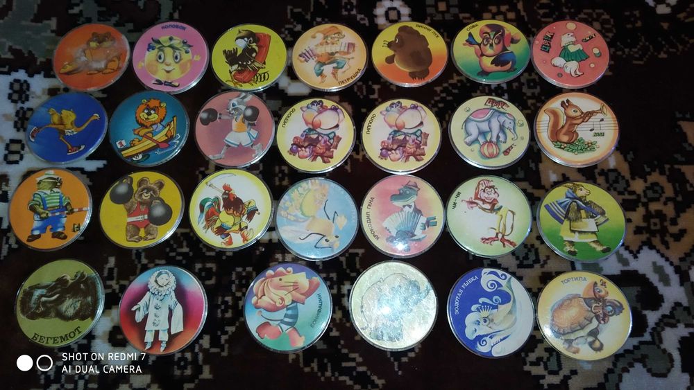 Продам колекцію значків СССР!!!