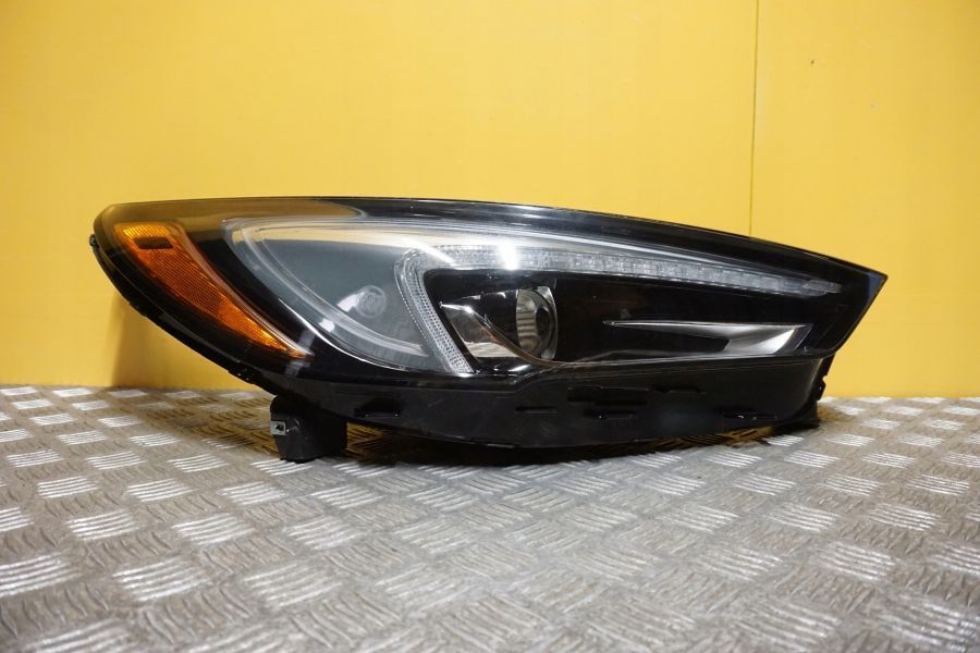 BUICK ENCLAVE 2017 2018- REFLEKTOR LAMPA PRZÓD FULL LED PRAWA USA