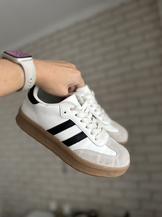 Жіночі кросівки кеди в стилі adidas