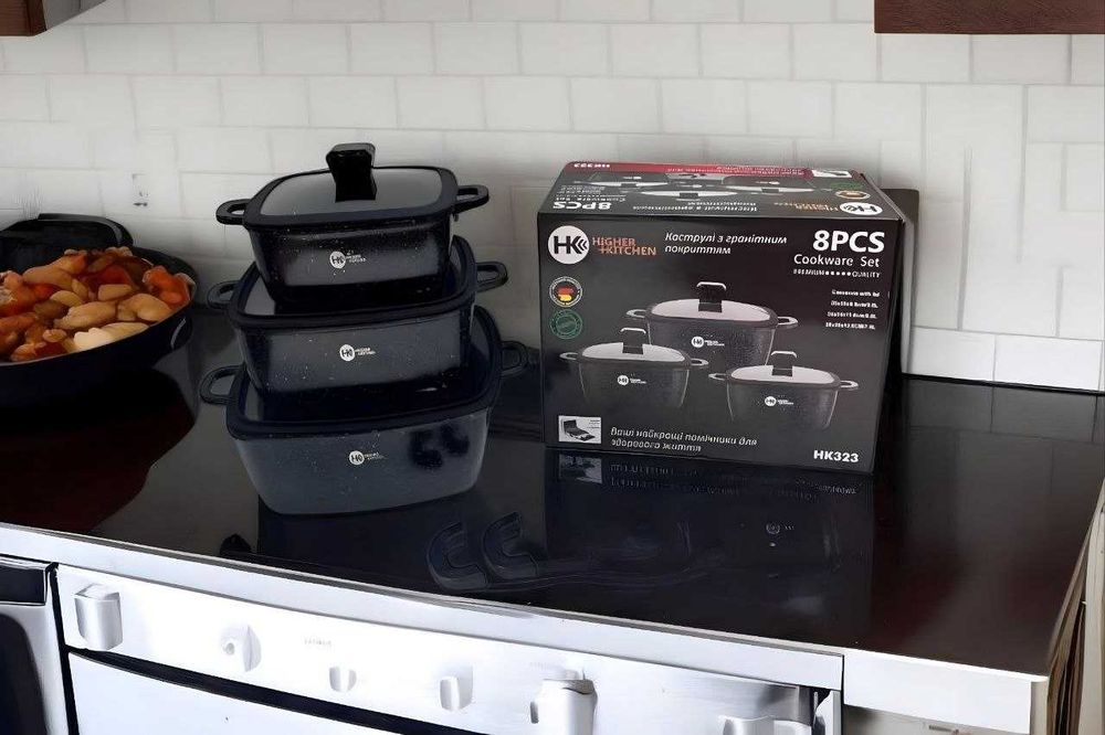 Набор квадратных кастрюль