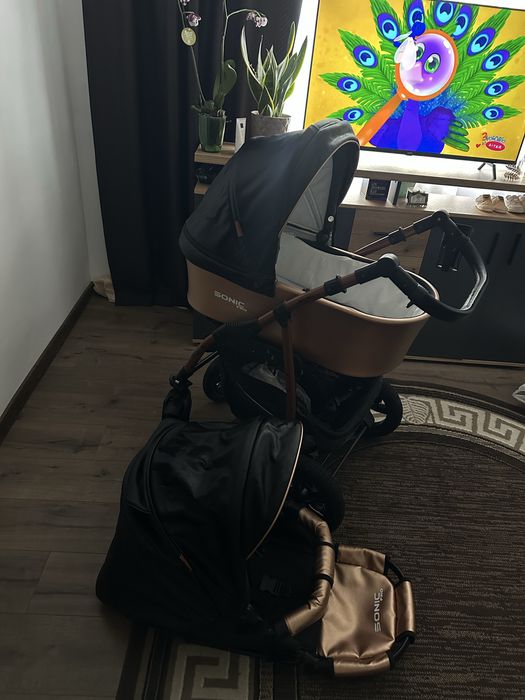 Продам коляску 3в1