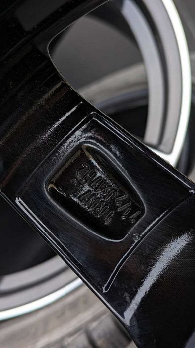 Диски Dezent 5/112 R17 7.5J ET35 dia70.1mm