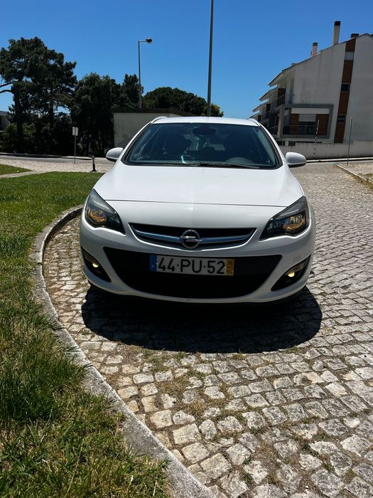 Opel Astra 1.6 CDTI   120 000 Klms