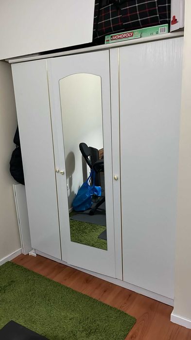 Aparador com 6 gavetas