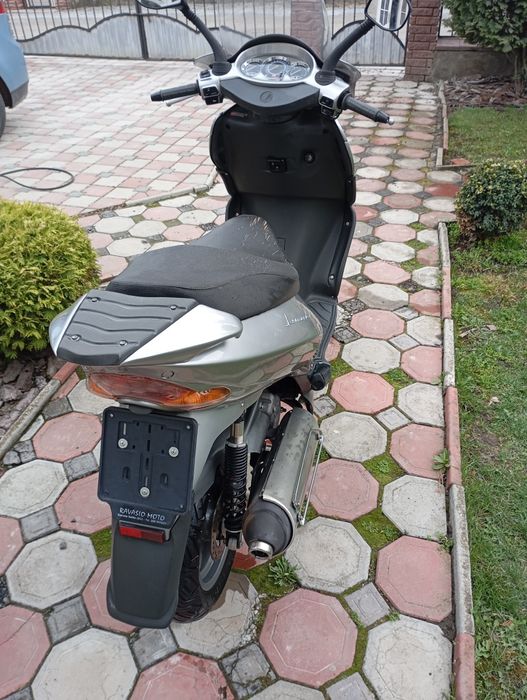 Aprilia Leonardo 150куб