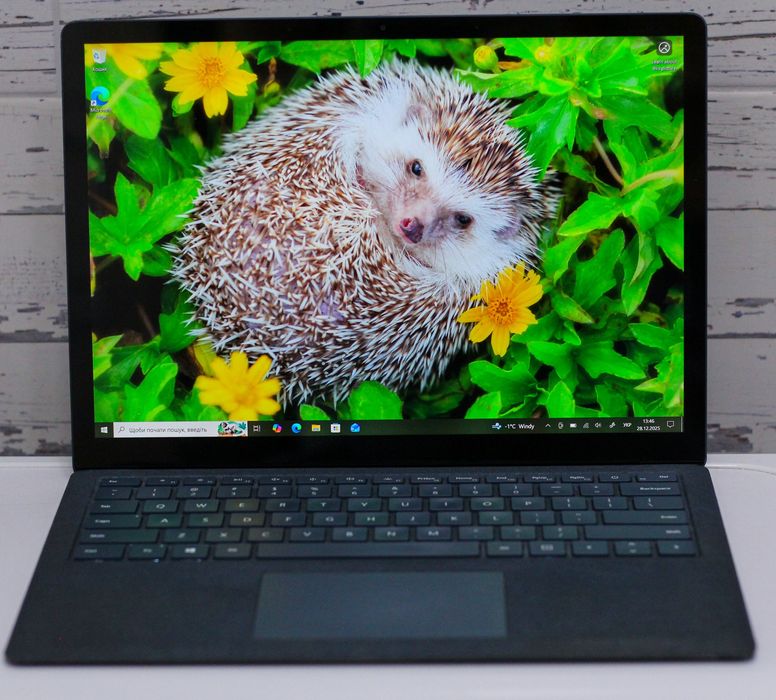 Ноутбук Microsoft Surface Laptop