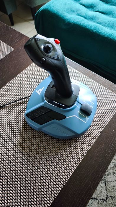 Joystick Thrustmaster TCA Airbus Edition - stan idealny