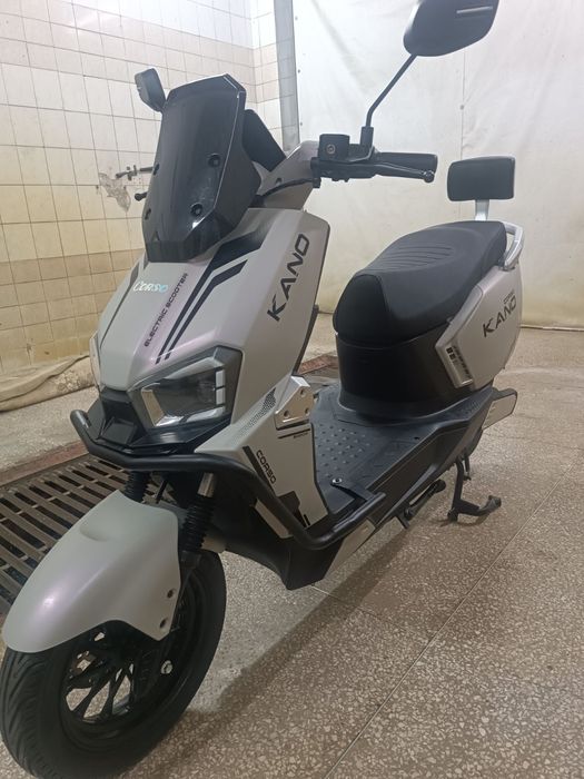Електричний мопед CORSO KANO KN 150412