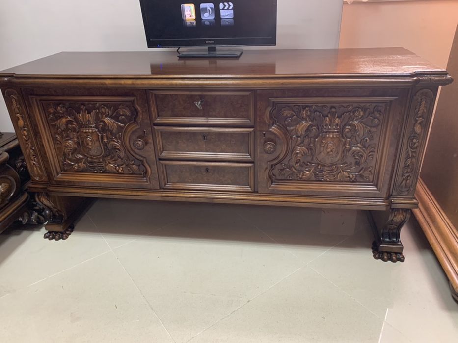 Антикварний кабінет