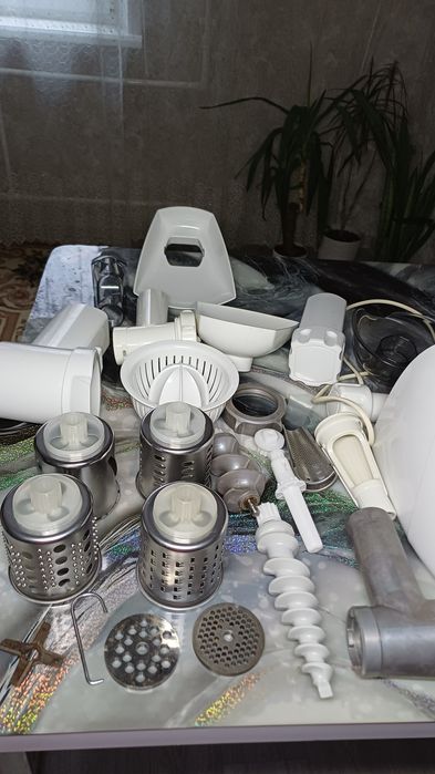 Кухоний комбайн Zelmer 1500W