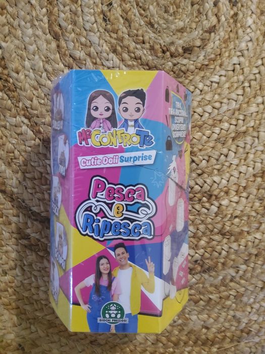 Caixa da Cutie Doll Surprise Pesca e Repesca da Me Controte Sofi ou Lu