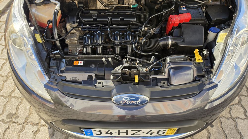 Ford fiesta 1.2  38 MIL kilometros REAiS