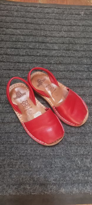 Sandálias menorquinas pele 27