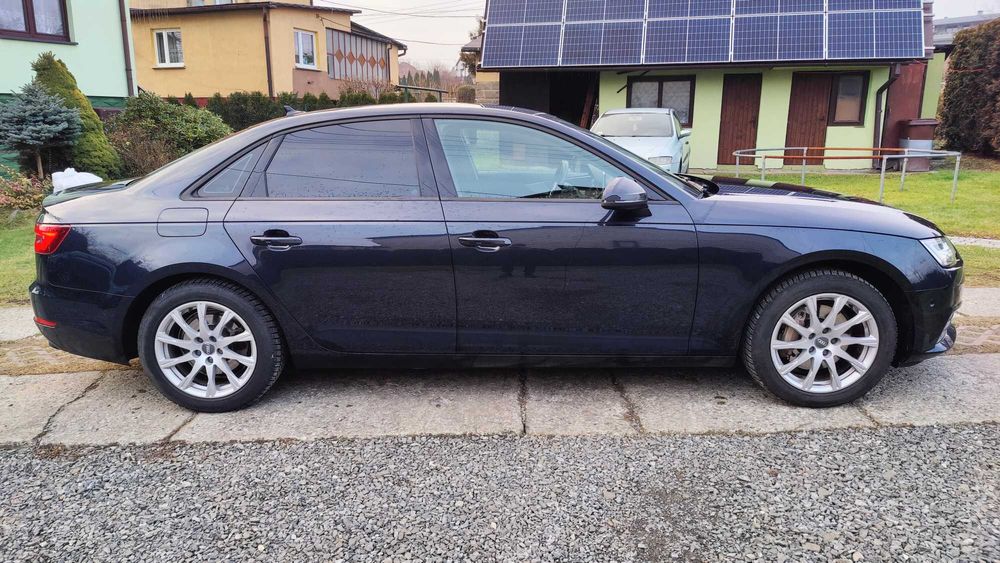 Audi A4 2.0 TDI QUATTRO, kamery 360, virtual