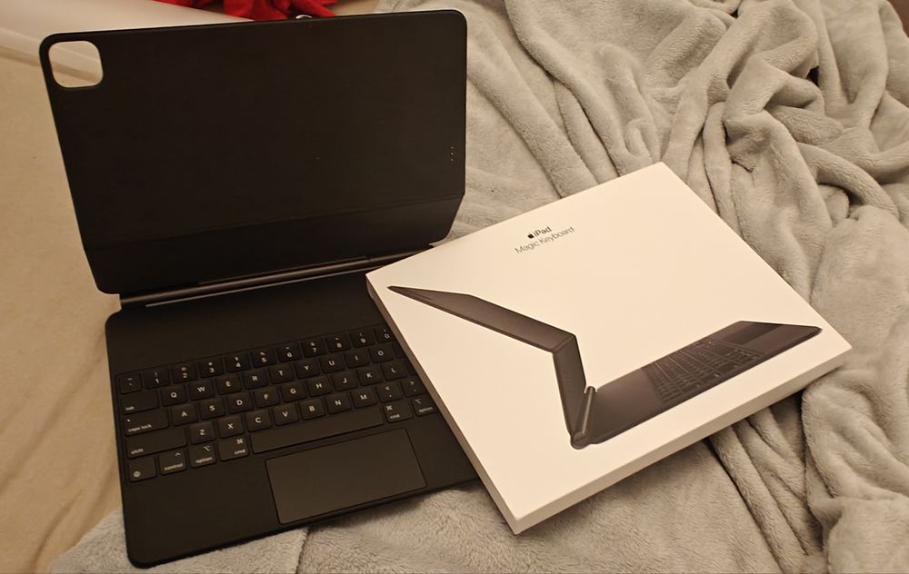 Apple Magic Keyboard do iPad Pro lub Air