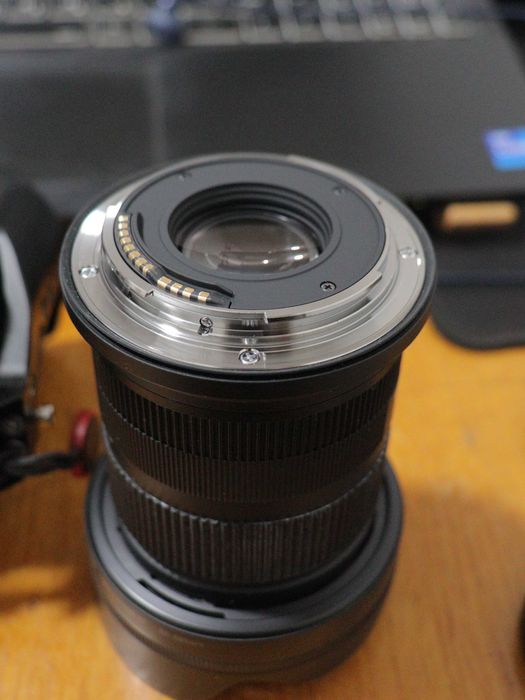 Обʼєктив Sigma 18-50 f2.8 rf