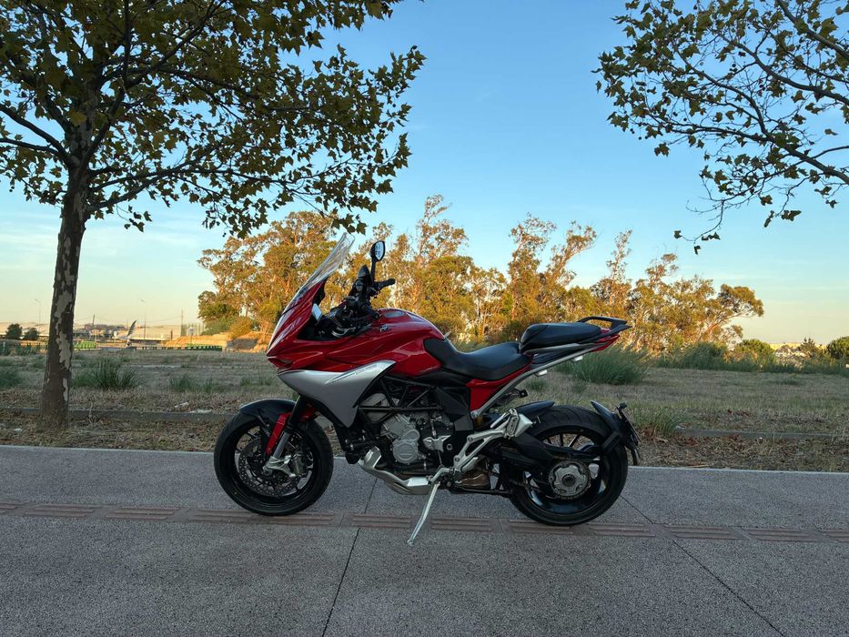 Vendo Mv Agusta Turismo veloce Lusso Impecável poucos km