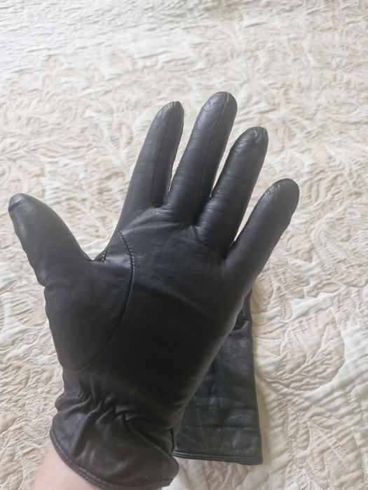 Шкіряні перчатки