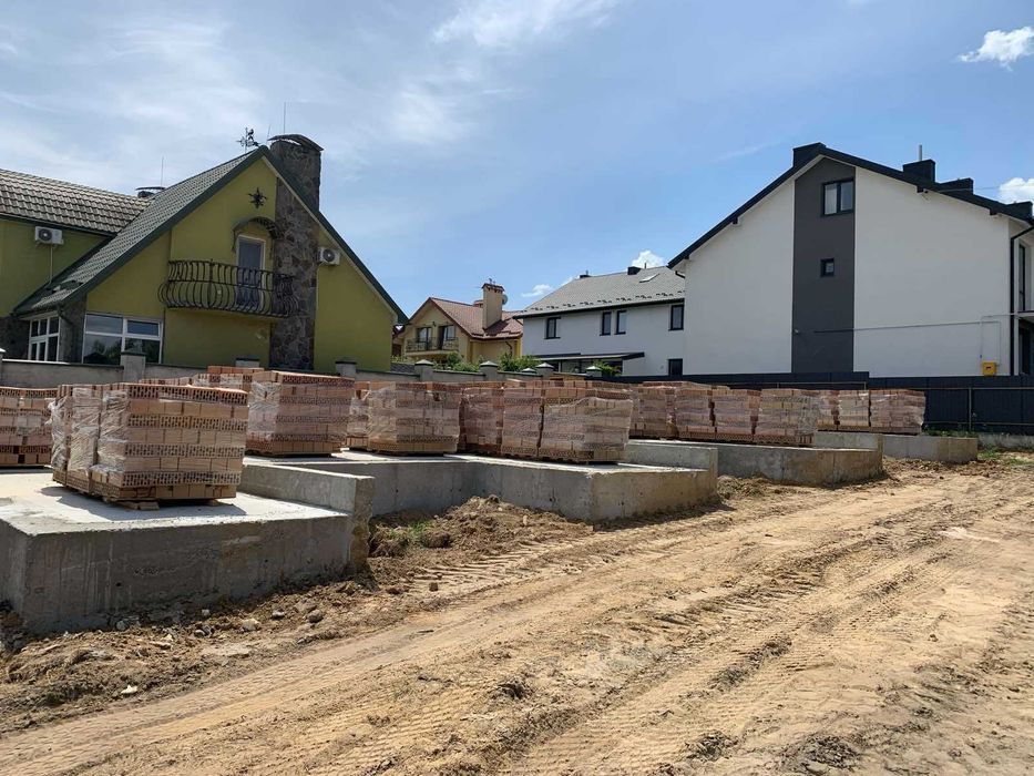 Продаж сучасного 3-поверхового котеджу в с. Рудно, вул. Шашкевича