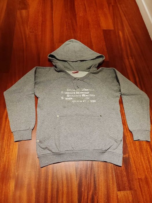 Camisola com capuz cardada da Girandola. Nova.