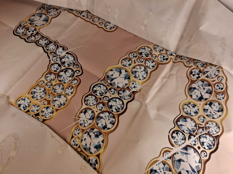 E233 Elegancki Bieżnik Na Stół Motyw Diamenty Ozdoba Wnętrza 190x90 cm