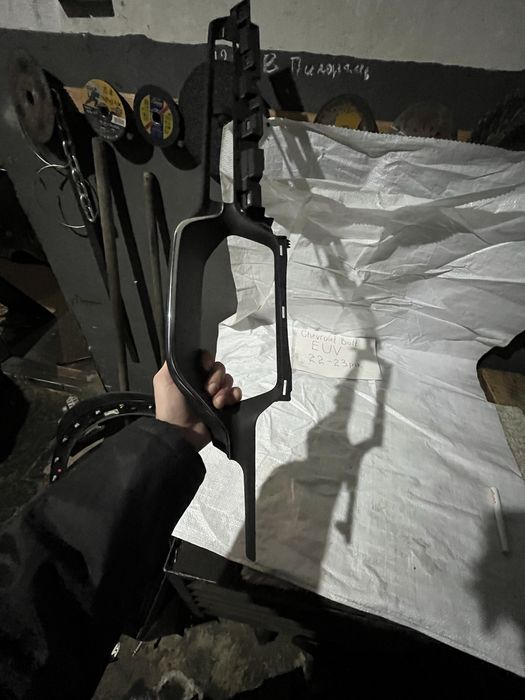 Bolt euv 22-23 накладка щитка приборів хром + матова