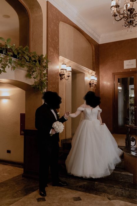 Свадебное платье, Весільна сукня