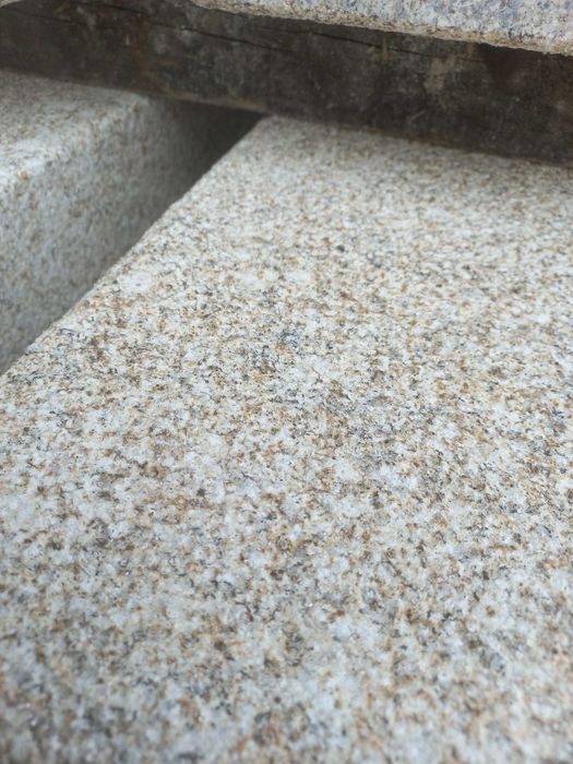 Colunas/pilares em granito