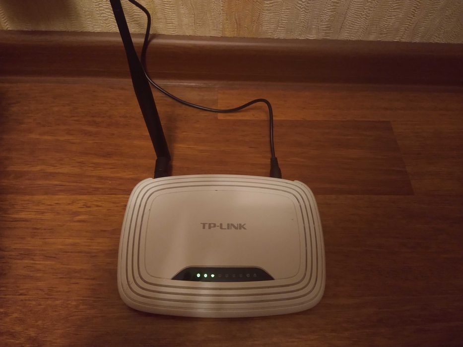 Маршрутизатор Wi-Fi роутер TP-Link TL-WR741ND модем