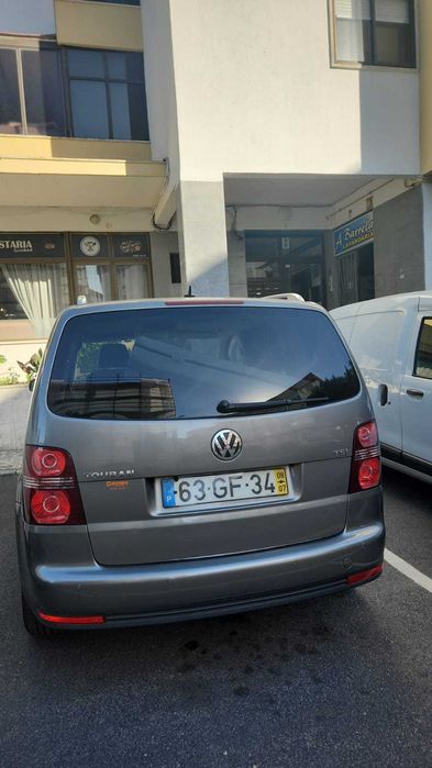 Volkswagen Touran — fotografia 9