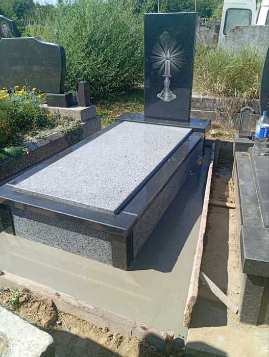 Виготовлення пам'ятників