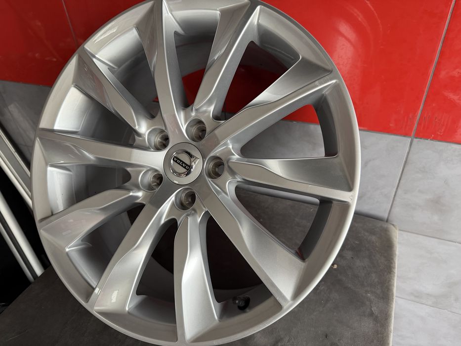 Felgi 18 5x108 Volvo XC40 XC60 S60 S80 V60 ORYGINAŁ