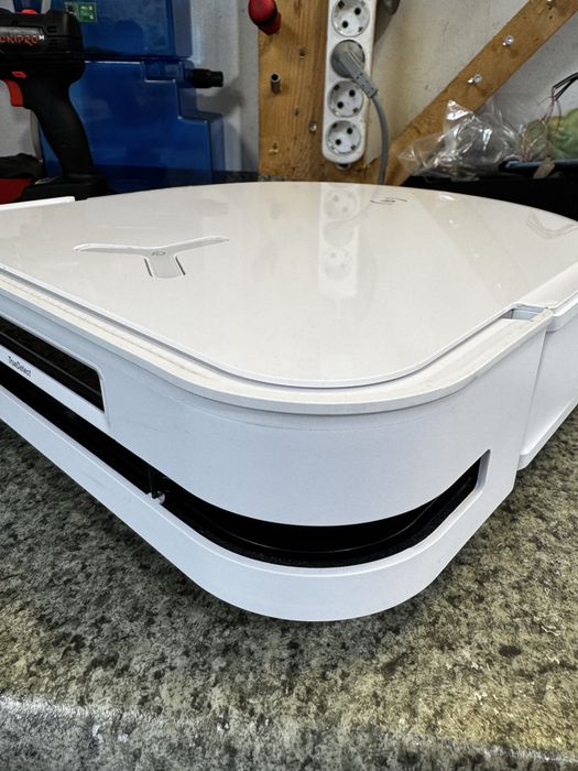 Робот пилосос Ecovacs Deebot X5