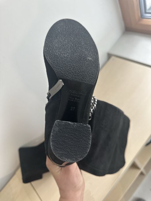 Жіночі чоботи 37 розмір