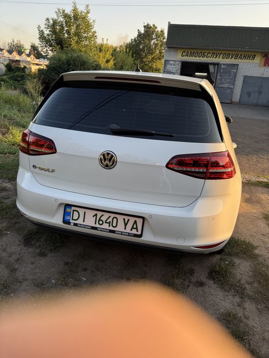 Volkswagen E-Golf 24kw
