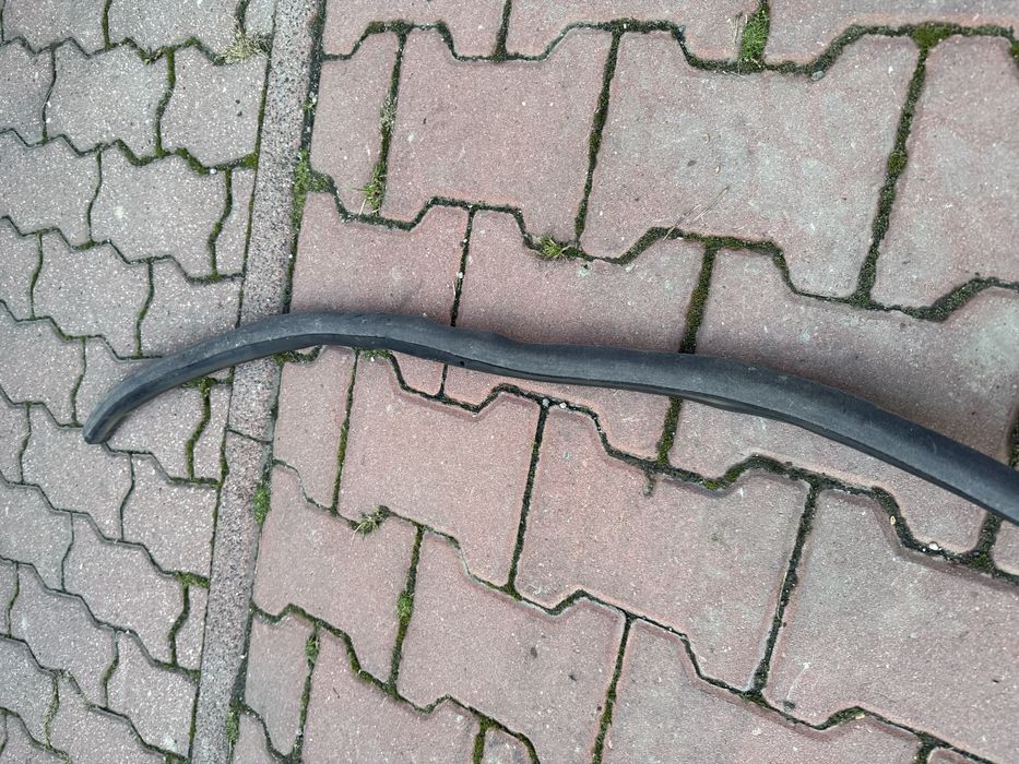 Uszczelka drzwi e36 cabrio prawa bdb stan
