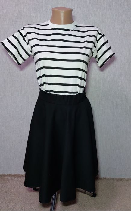 Школьная черная юбка Viani. Размер 158-164, на 13-14 лет.