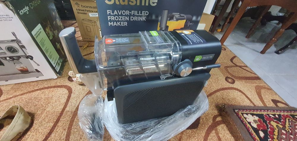 Продам Апарат для приготуваня Холодних напоїв