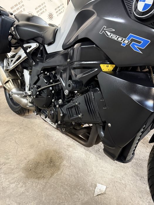 Мотоцикл BMW k1200R ABS кофры, кардан, маятник
