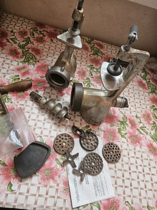 Мясорубка ручная советская